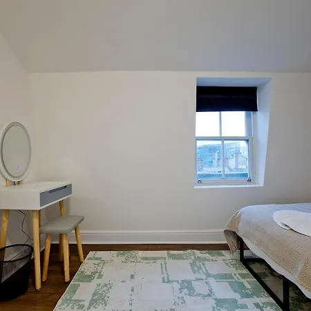 Imperial Whitechapel Apartment