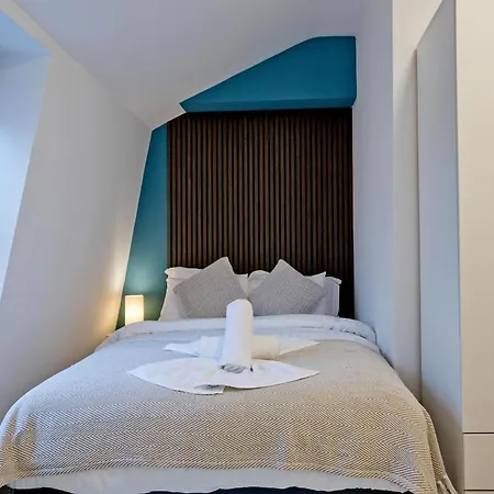 Imperial Whitechapel Apartment *