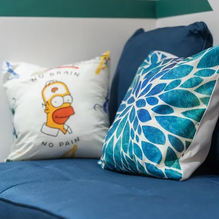 1br Loft - Liverpool Street Sleeps 5 - The Simpsons Themed Apartment