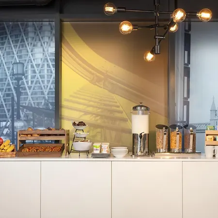 Four Points Flex By Sheraton Shoreditch East Hotel 3*
