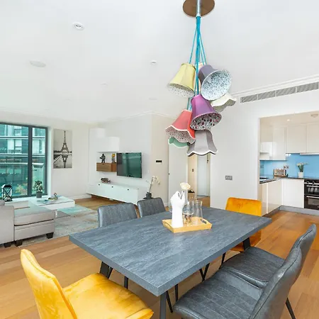 Apartment New Listing! Modern 3br, Prime Canary Wharf