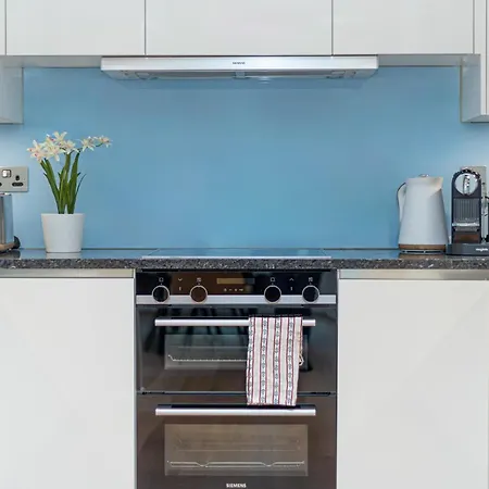 Apartment New Listing! Modern 3br, Prime Canary Wharf