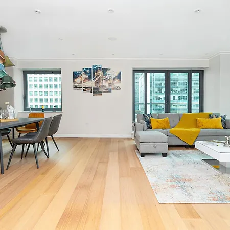 Apartment New Listing! Modern 3br, Prime Canary Wharf London