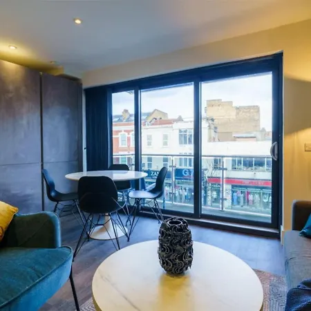 Chic 1br Retreat In Whitechapel Apartment
