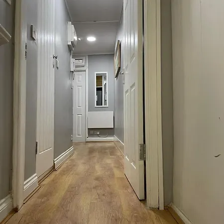 E1 -flats