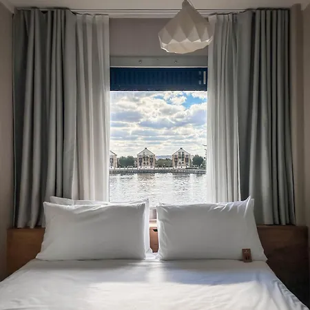 Good Hotel 4*