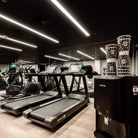 Wilde Aldgate Tower Bridge 4*