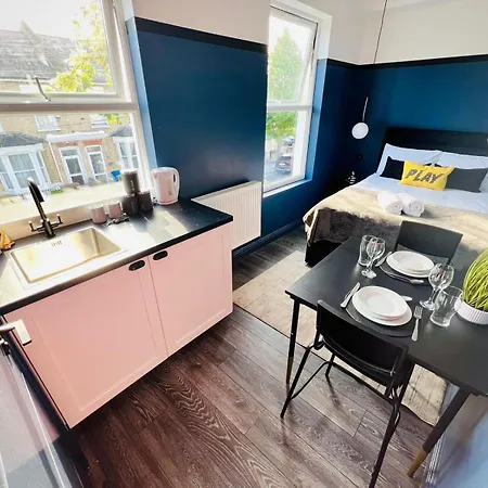 Pensión 61 Studio, Ideal For Tourists High Recommend!!!