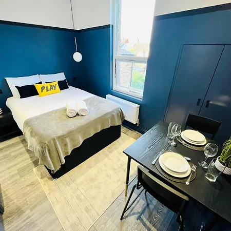 61 Studio, Ideal For Tourists High Recommend!!! Pensión *