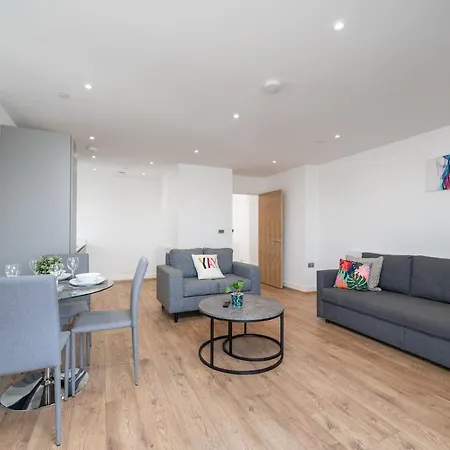 Exquisite 2bed With Parking Near 02 Arena London