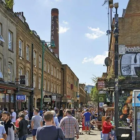 Charming 1br Flats In The Heart Of Of