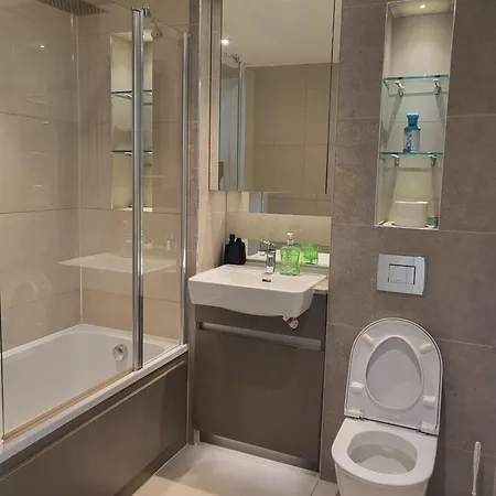 Divine Suite, London