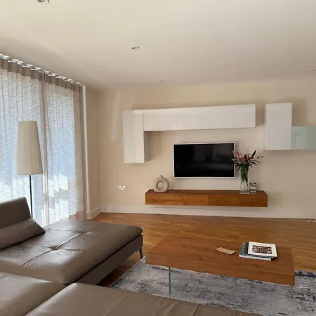 Apartment New 3 Bedroom Near Tower Bridge *