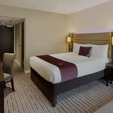 Modern En-suite Metro Close To Woolwich Station