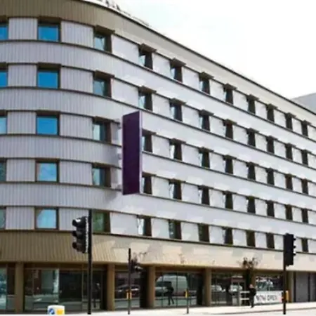 Hotel Modern En-suite Metro Close To Woolwich Station