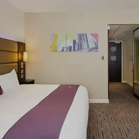 Hotel Modern En-suite Metro Close To Woolwich Station London