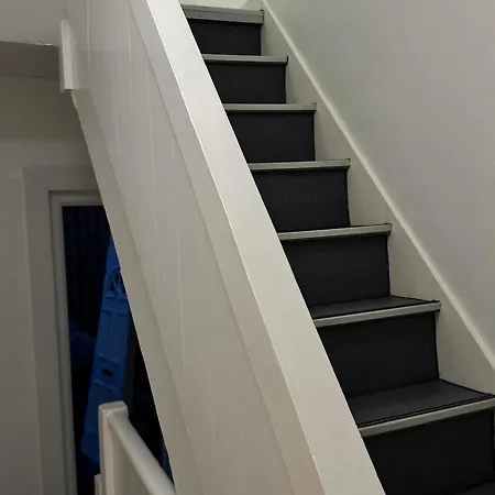 Fully Furbished Entire Flat 3 Appartamento *