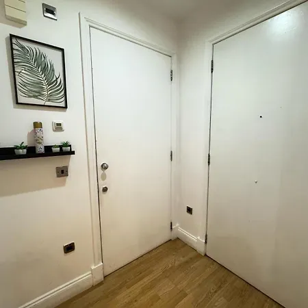 Guest house Comfortable - Cosy - Budget In Center 2*