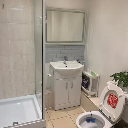 Apartment Bethnal Green/brick Lane 2 Bedroom *
