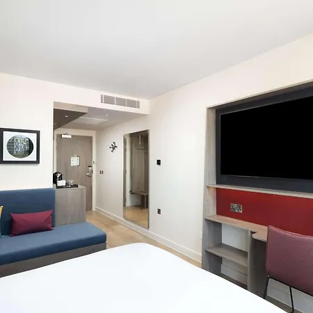 Hampton By Hilton