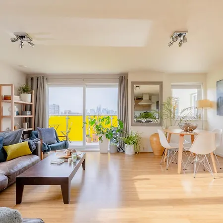 Sun Filled 2bd Flat With Views Mile End *