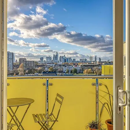 Apartment Sun Filled 2bd Flat With Views Mile End *