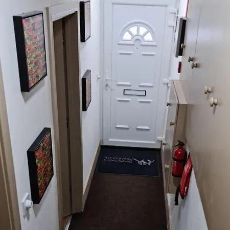 Studio-sleeps 2-garden-30 Min Ldn *