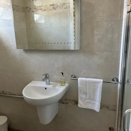 Bed & Breakfast Oakwood Heathrow