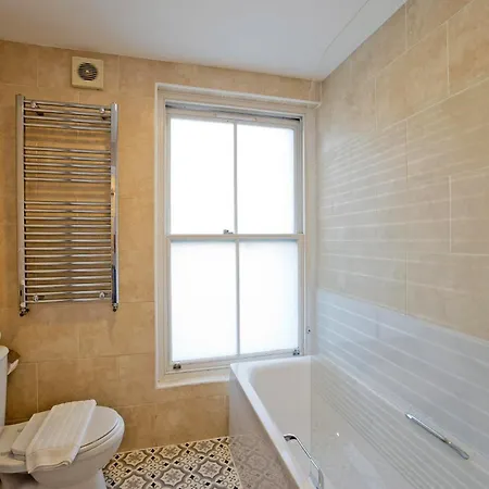 Imperial Whitechapel Apartment London