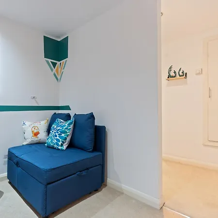 Apartment 1br Loft - Liverpool Street Sleeps 5 - The Simpsons Themed London