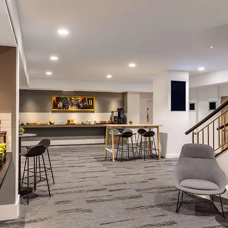 Novotel Tower Bridge Hotel 4*