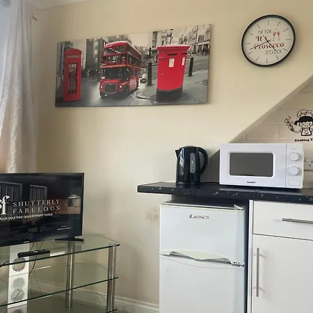 Amazing - East Walthamstow * Londra
