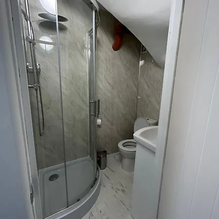 Apartment Shoreditch - And In The *