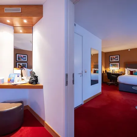 Hotel Bermondsey Square - A Bespoke 4*