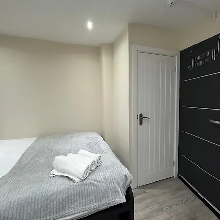 Apartment Shoreditch - And In The