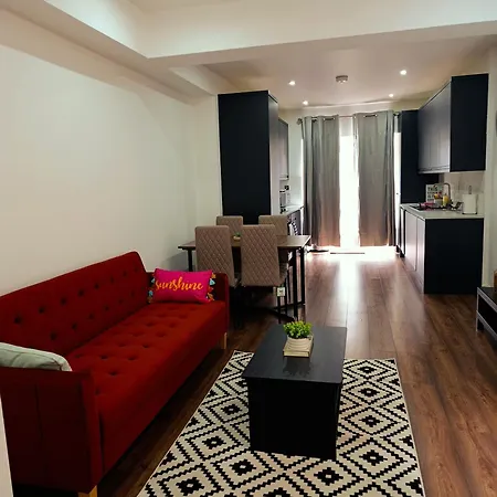 Lägenhet Spacious 3 Bed Flat Dartford *