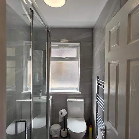 Dorset House At Upton Park * London