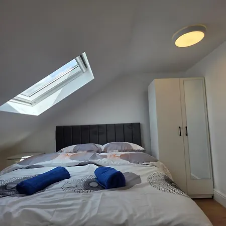 Dorset House At Upton Park Guest house *