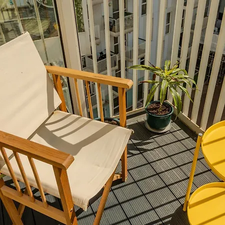 Stylish 1br Apt, 8 Mins To Stratford Station Апартаменты