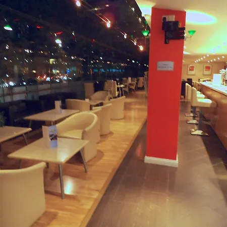 Hotel Ramada - Heathrow East Hounslow