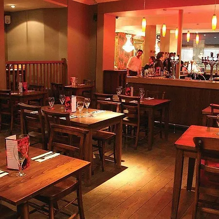 Hotel Old Ship Hackney 4*