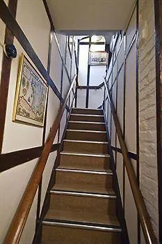 Oakwood Heathrow Bed & Breakfast 2*