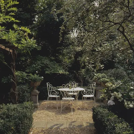Otel Number Sixteen, Firmdale Londra