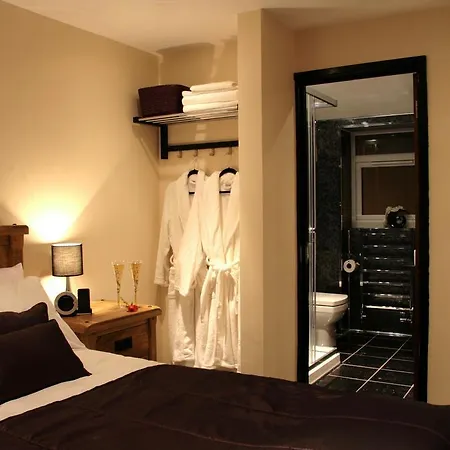 Hotel Avo 3*