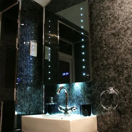 Hotel Avo London
