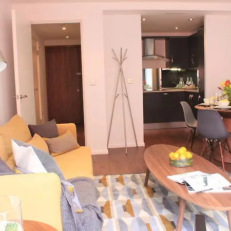 Apartment Belvedere Royal Victoria Docks London