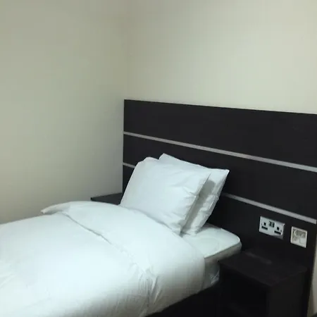 New Globe 3* Londra