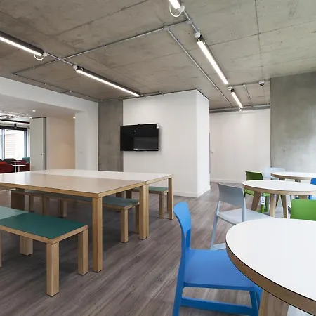 Apartment Pure Citystay Aldgate