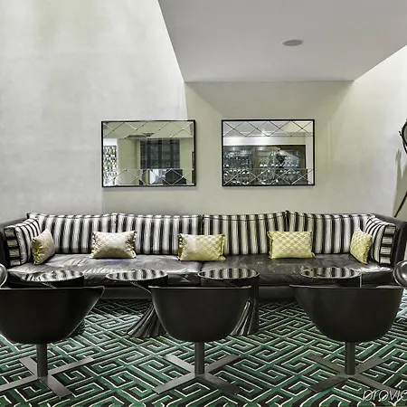 Crowne Plaza Battersea 4* London
