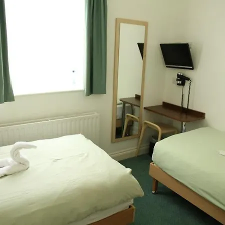 Western Kensington Olympia 3*